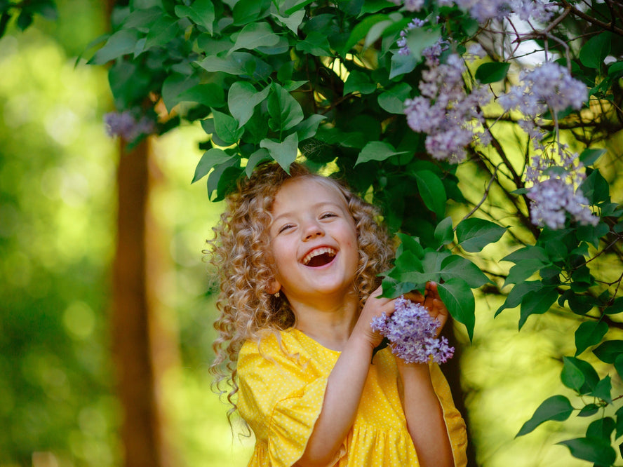 7 Ways to Help Your Mini Human Connect with Nature